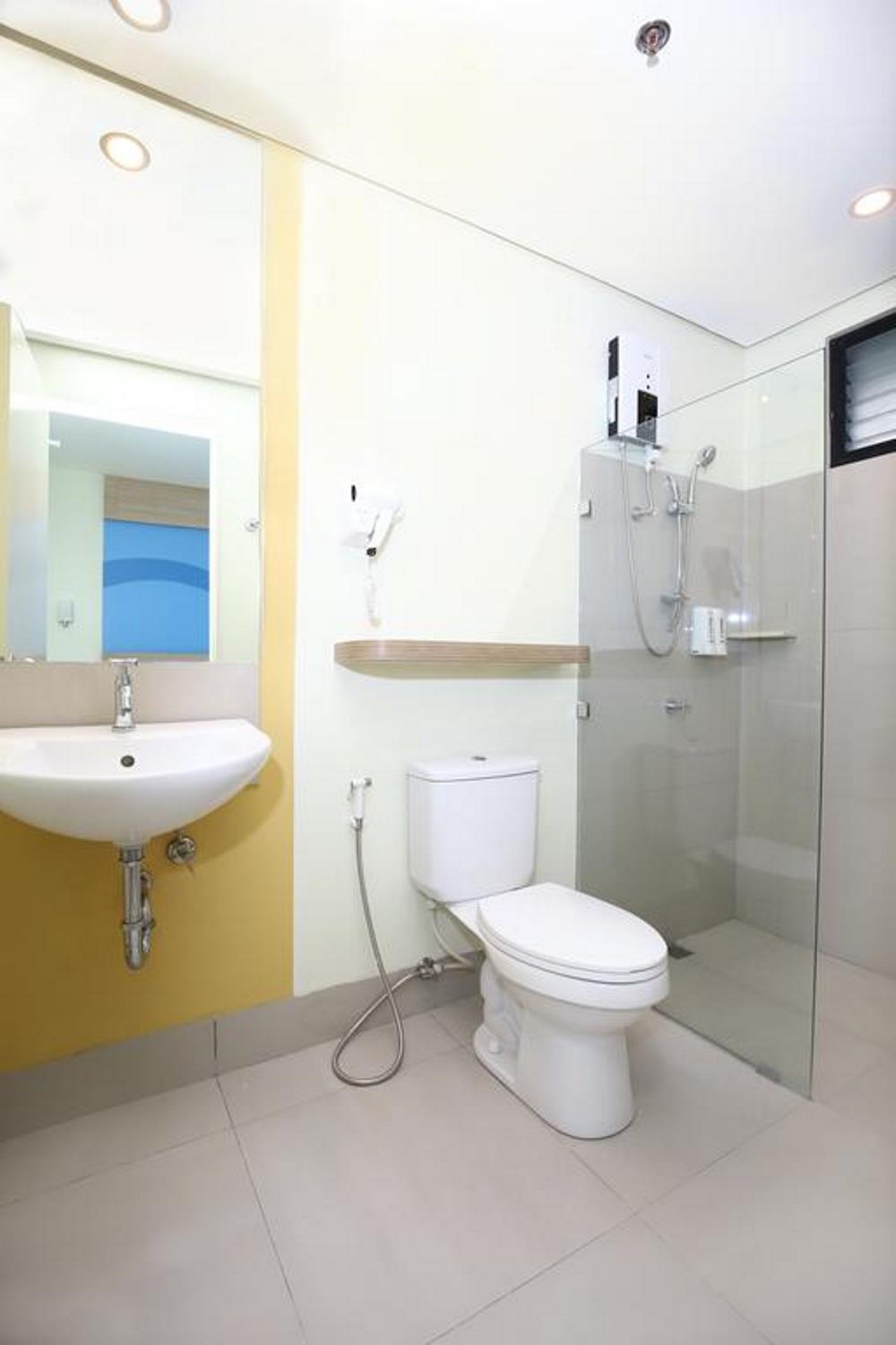 Hop Inn Hotel Alabang Manila Muntinlupa City Exterior photo