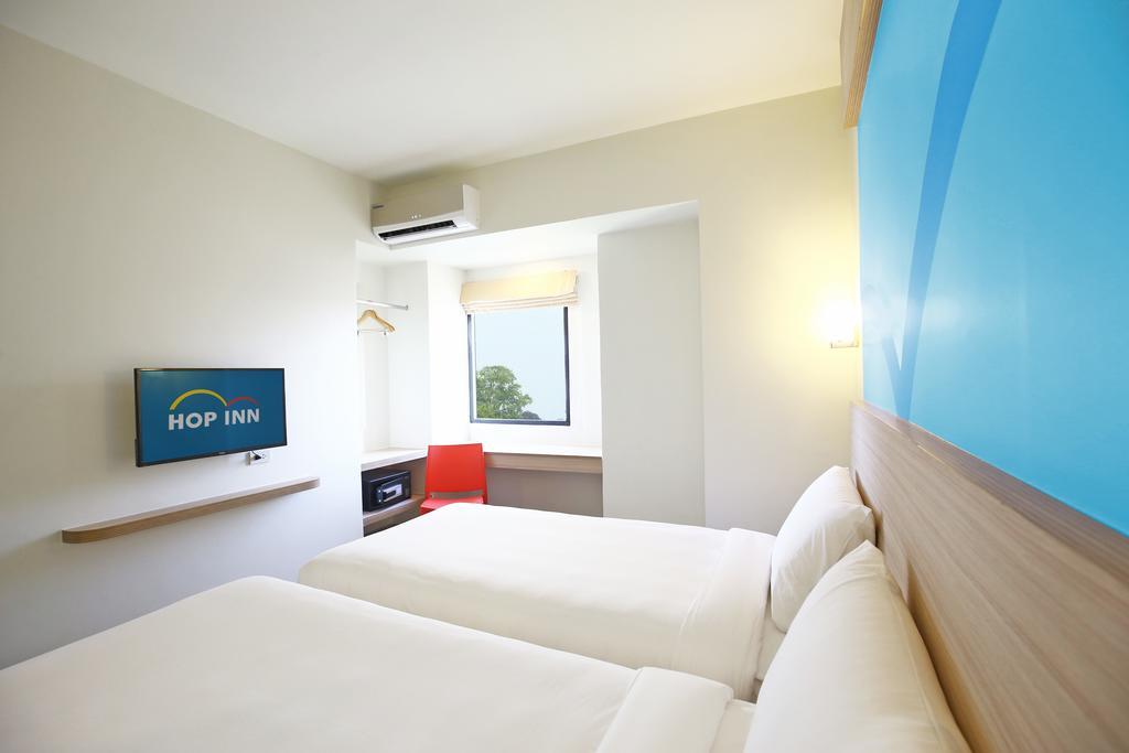 Hop Inn Hotel Alabang Manila Muntinlupa City Exterior photo